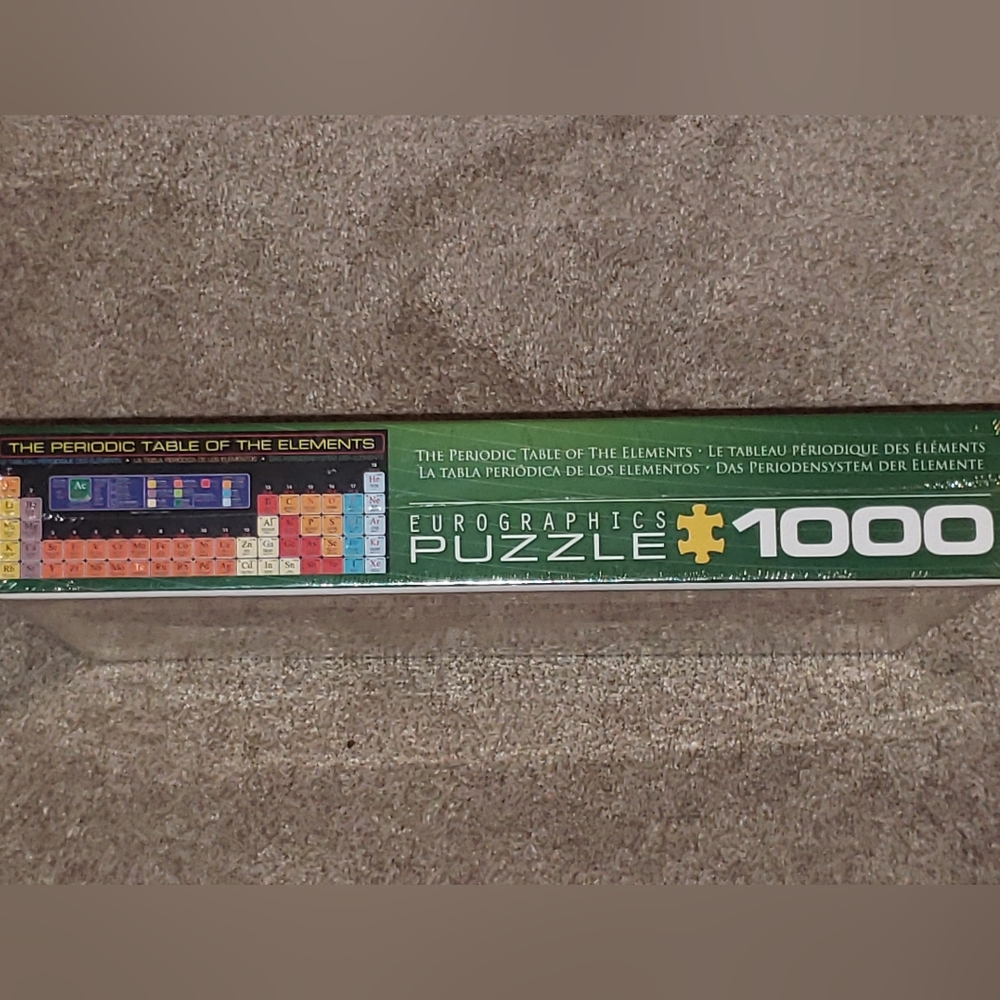 Periodic Table 1,000 piece puzzle - Picture 3 of 5